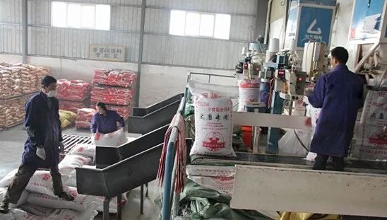 飼料廠車間腥臭味擾民，就用Dejing的凈飼料廠專用除臭劑.jpg